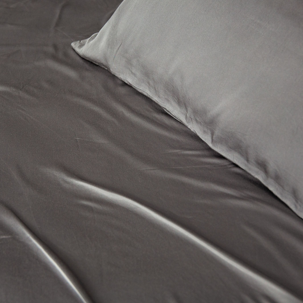 
                  
                    Charcoal Fitted Sheet - The Cosy Quarter
                  
                