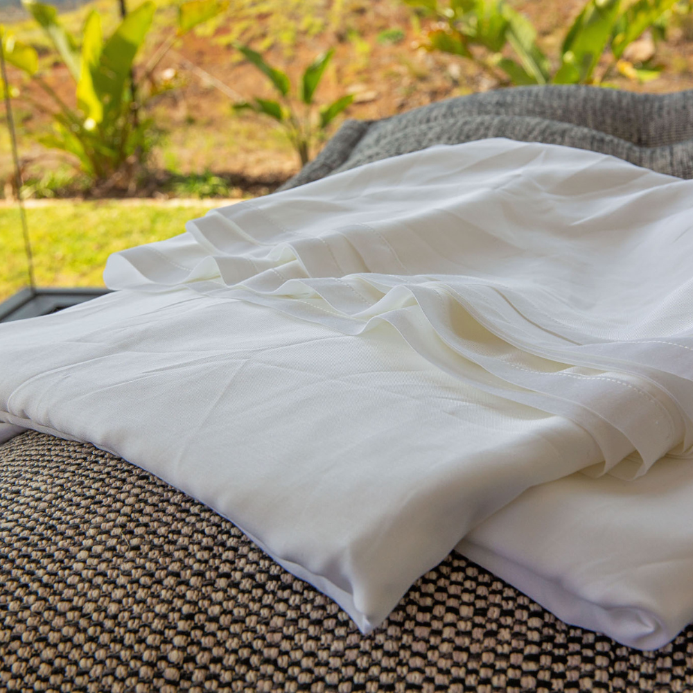 
                  
                    White Sheet Set - The Cosy Quarter
                  
                